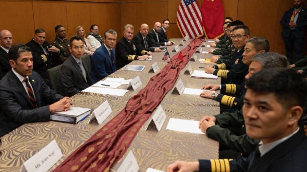 歼-36二架登场，七代机将临！美国态度大转弯，美国战争部长：中美正处于最好时期