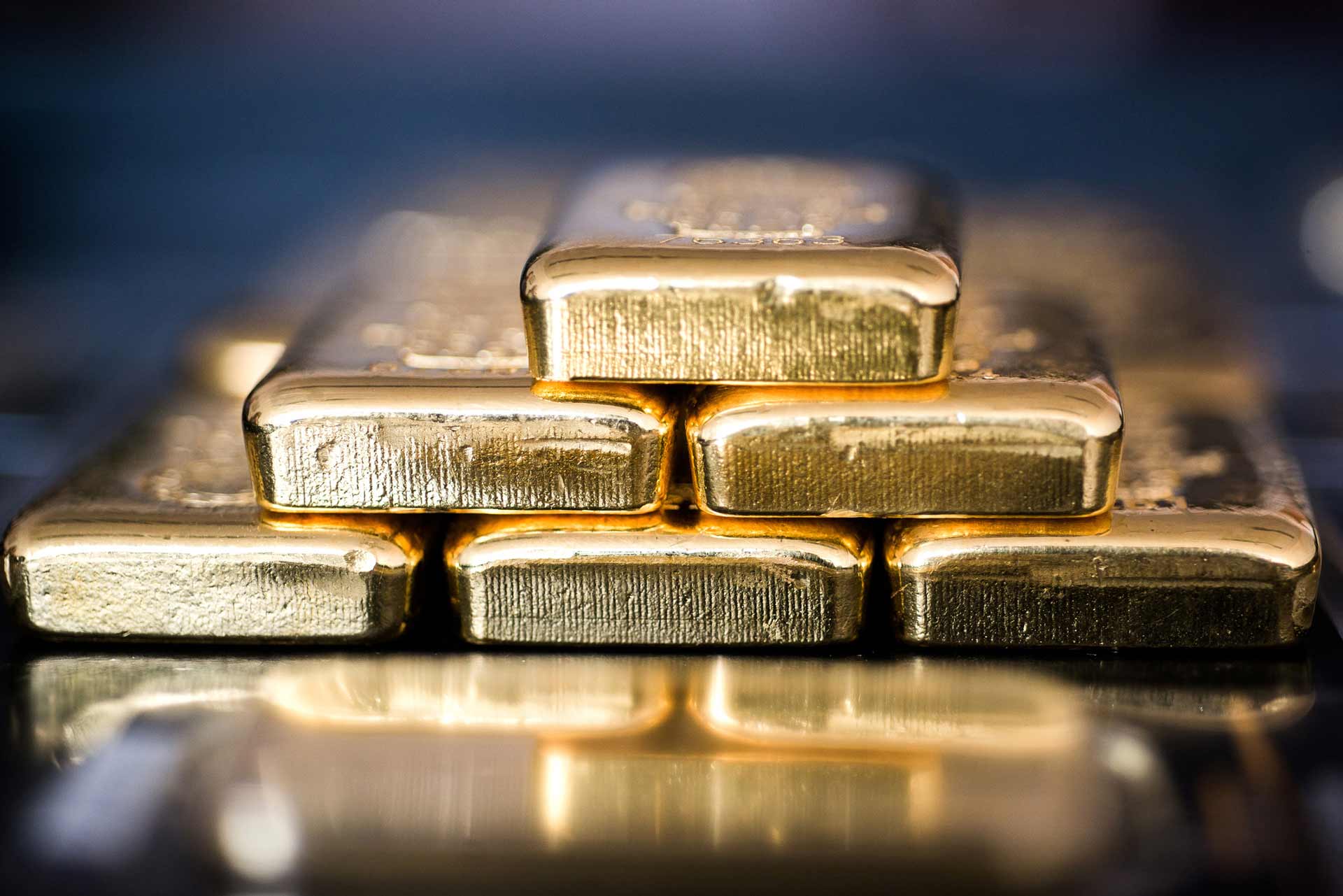 外汇和黄金(外汇和黄金储备是由谁保管)